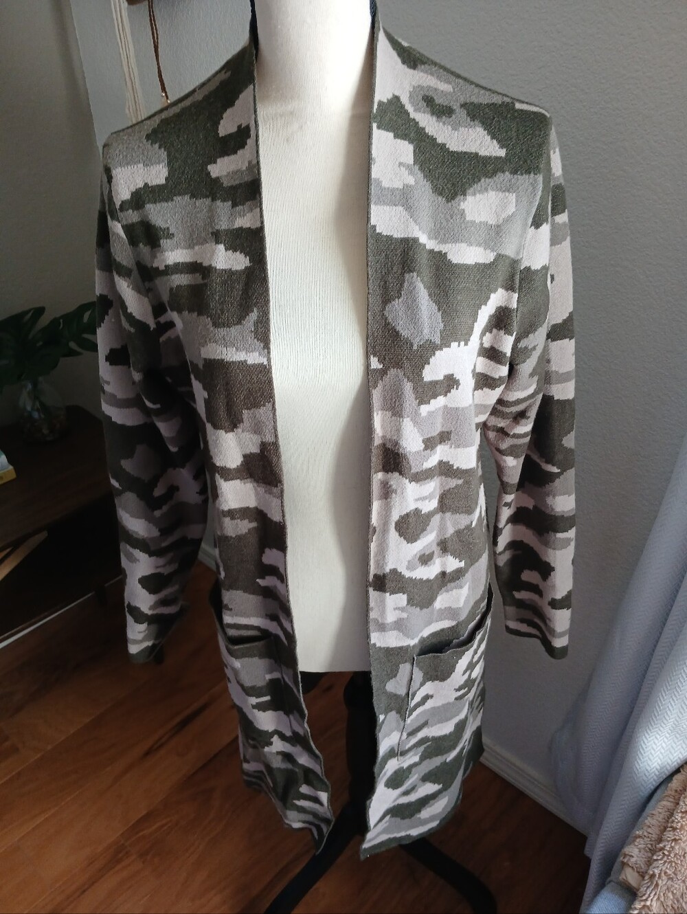 Rachel Zoe Taupe Knit Cardigan